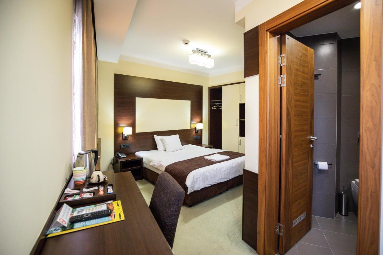 Boutique Hotel Golden Star Tuzla Buitenkant foto