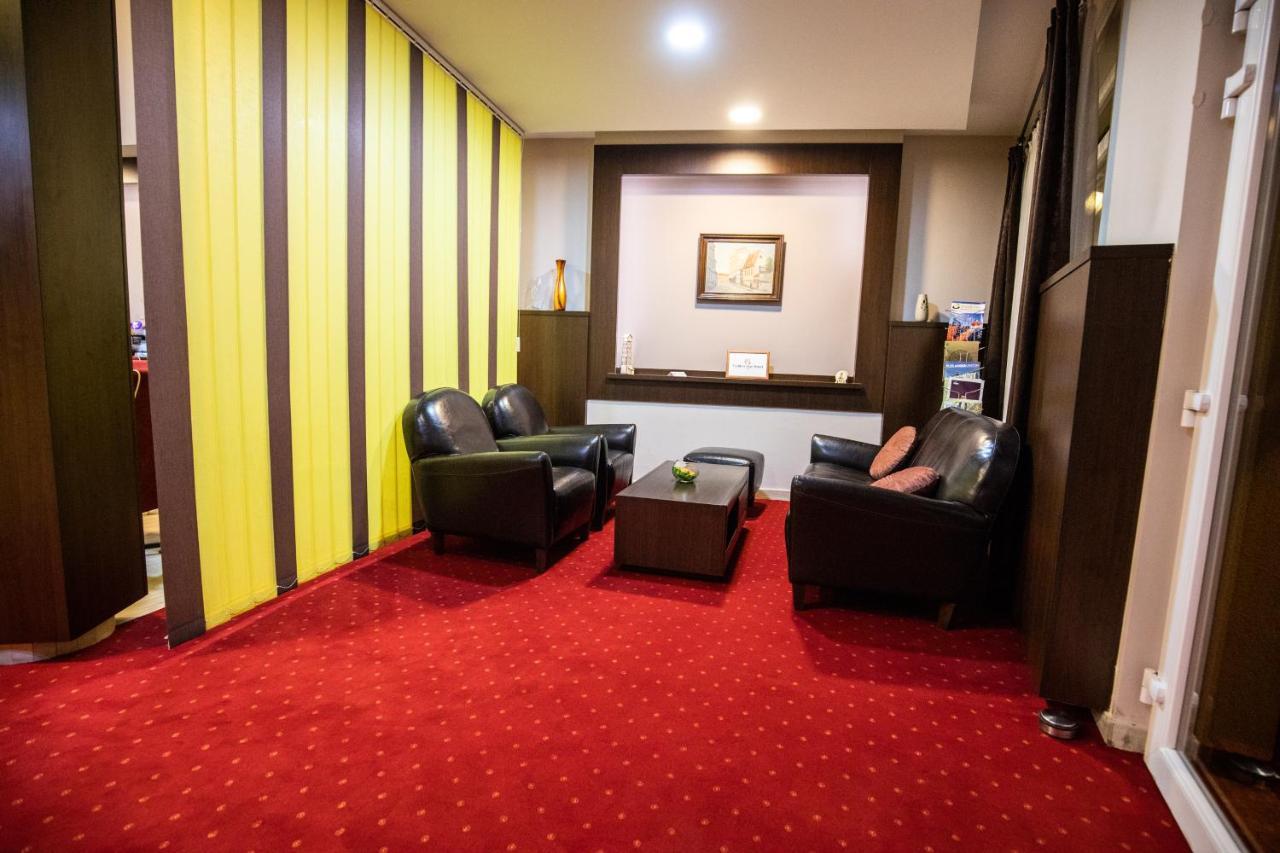 Boutique Hotel Golden Star Tuzla Buitenkant foto